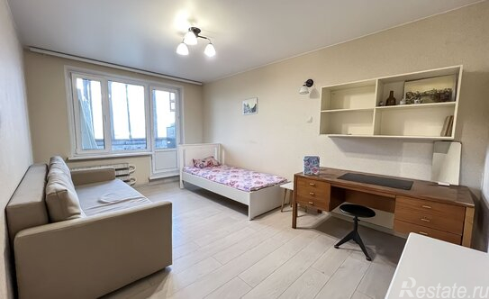 Аренда 3-комн квартиры на вторичном рынке проезд Черепановых,  д. 74