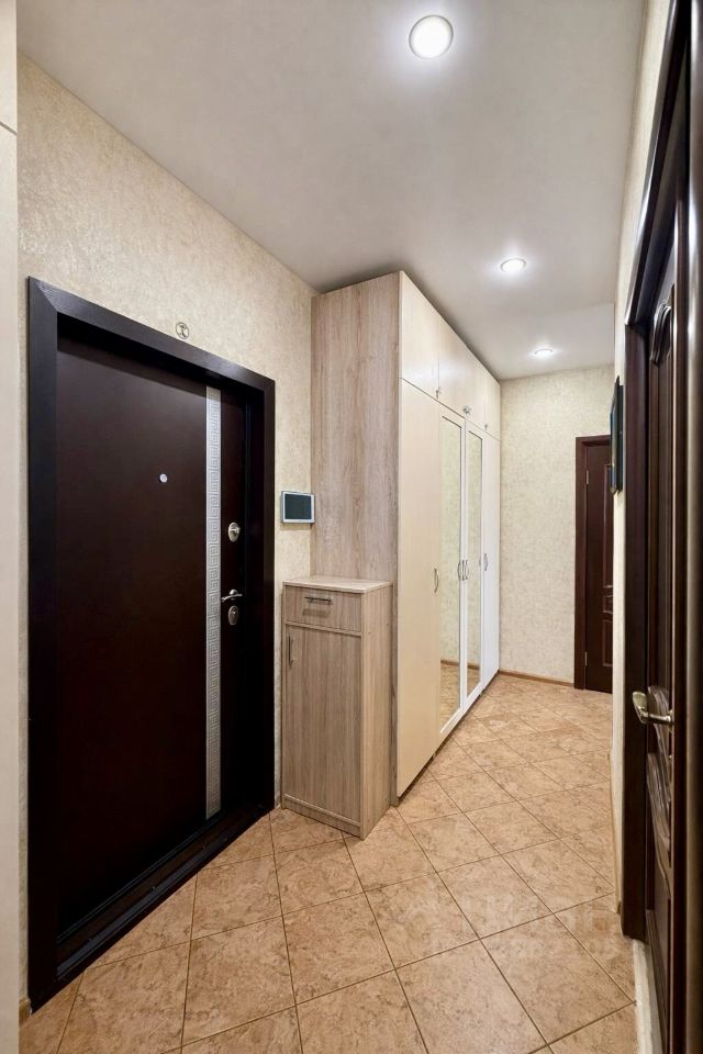 Продажа 2-комн квартиры на вторичном рынке 11-я Парковая улица, 52