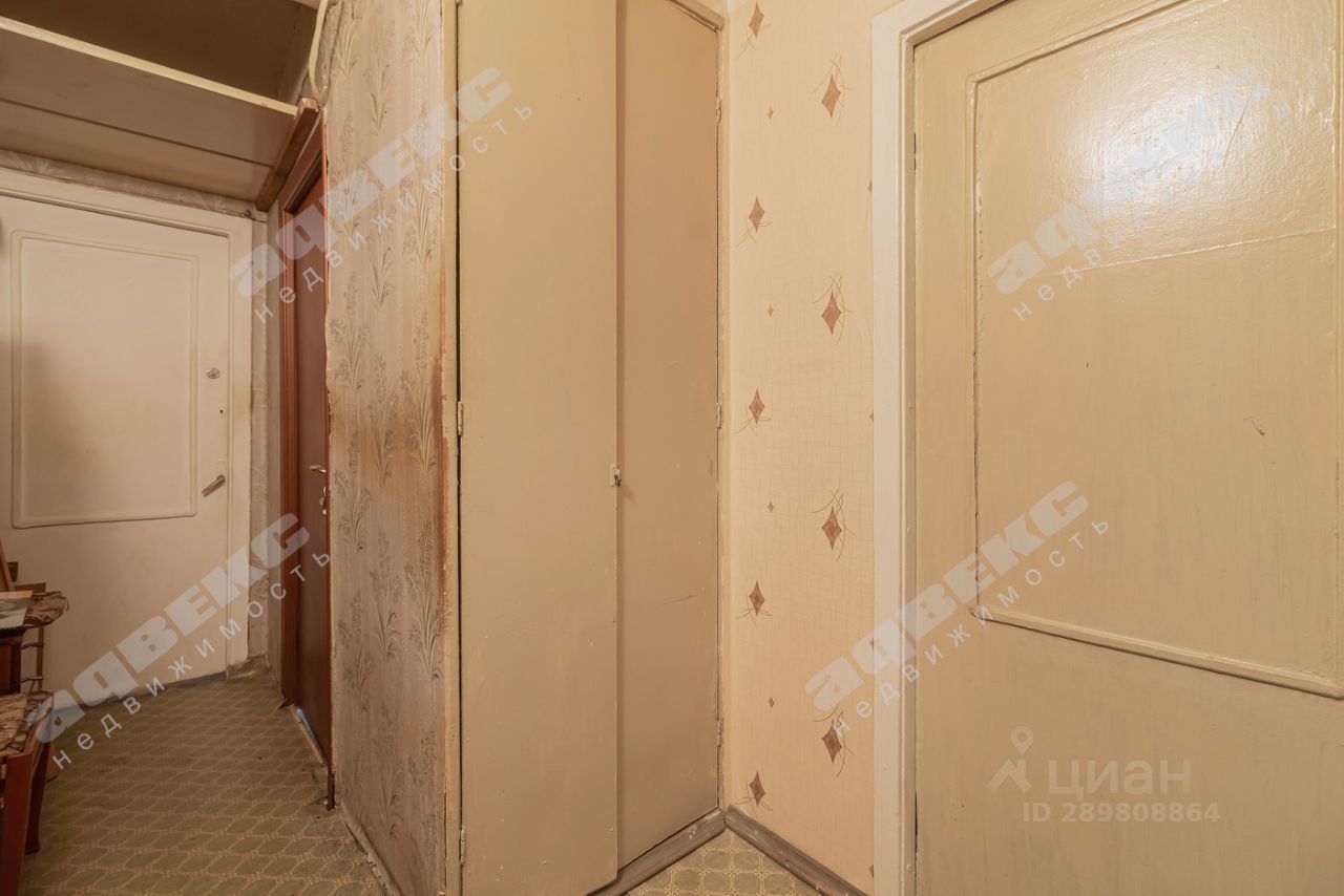 Продажа комнаты проспект Космонавтов, 18К1