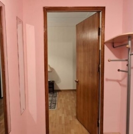 Продажа 2-комн квартиры на вторичном рынке Фрунзенская наб,  д. 52