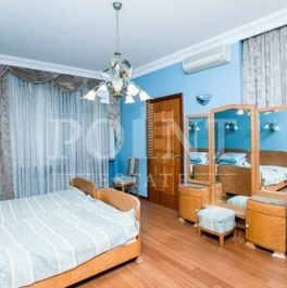 Аренда 4-комн квартиры на вторичном рынке Зубовский проезд,  д. 1