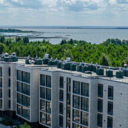 Продажа 2-комн квартиры на вторичном рынке Сестрорецк г, Инструментальщиков ул,  д. 18 с1