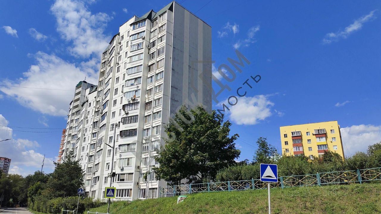 Продажа 3-комн квартиры на вторичном рынке 115-й кв-л, Люберцы, улица Авиаторов,  д. 8