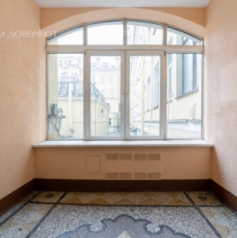 Продажа 1-комн квартиры на вторичном рынке ул Шпалерная,  д. 26