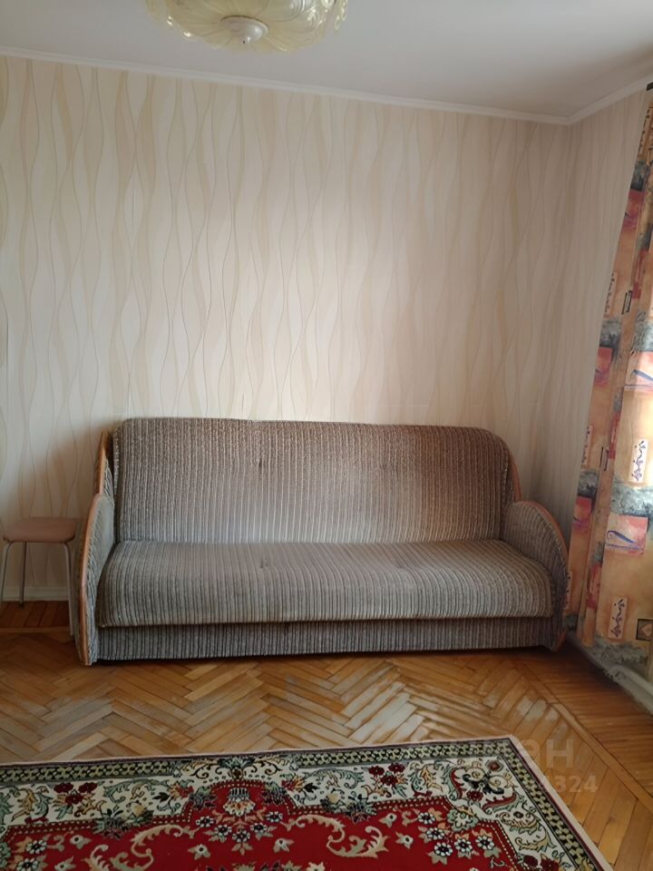 Продажа 2-комн квартиры на вторичном рынке проспект Ветеранов, 154