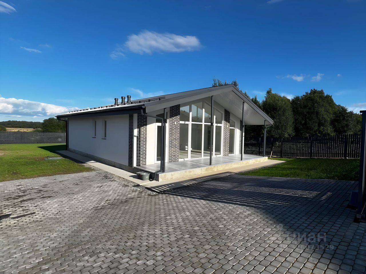 Продажа дома пос. Троицкая Гора, улица Ленинградская, 1