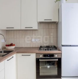 Продажа 1-комн квартиры на вторичном рынке Науки пр-кт,  д. 40