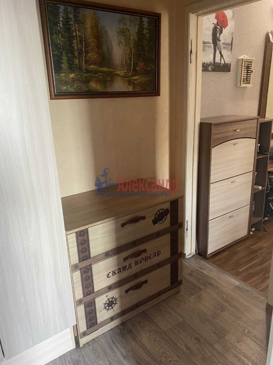 Продажа 2-комн квартиры на вторичном рынке Выборг г., Гагарина ул. ,  д. 25