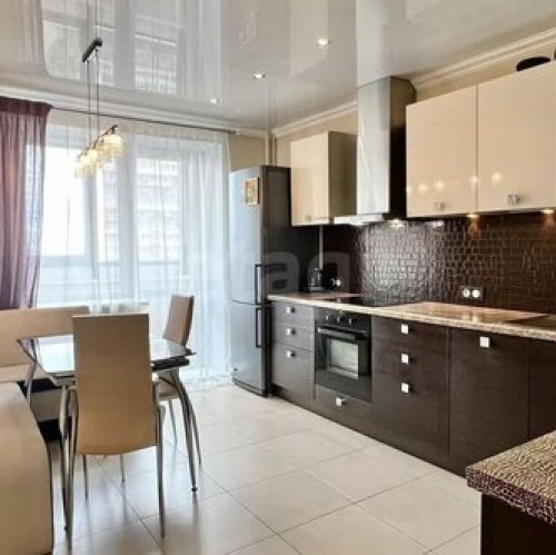 2-комн квартира Космонавтов пр-кт,  д. 61 к2