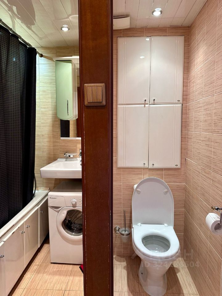 Продажа 2-комн квартиры на вторичном рынке улица Сталеваров, 14К3