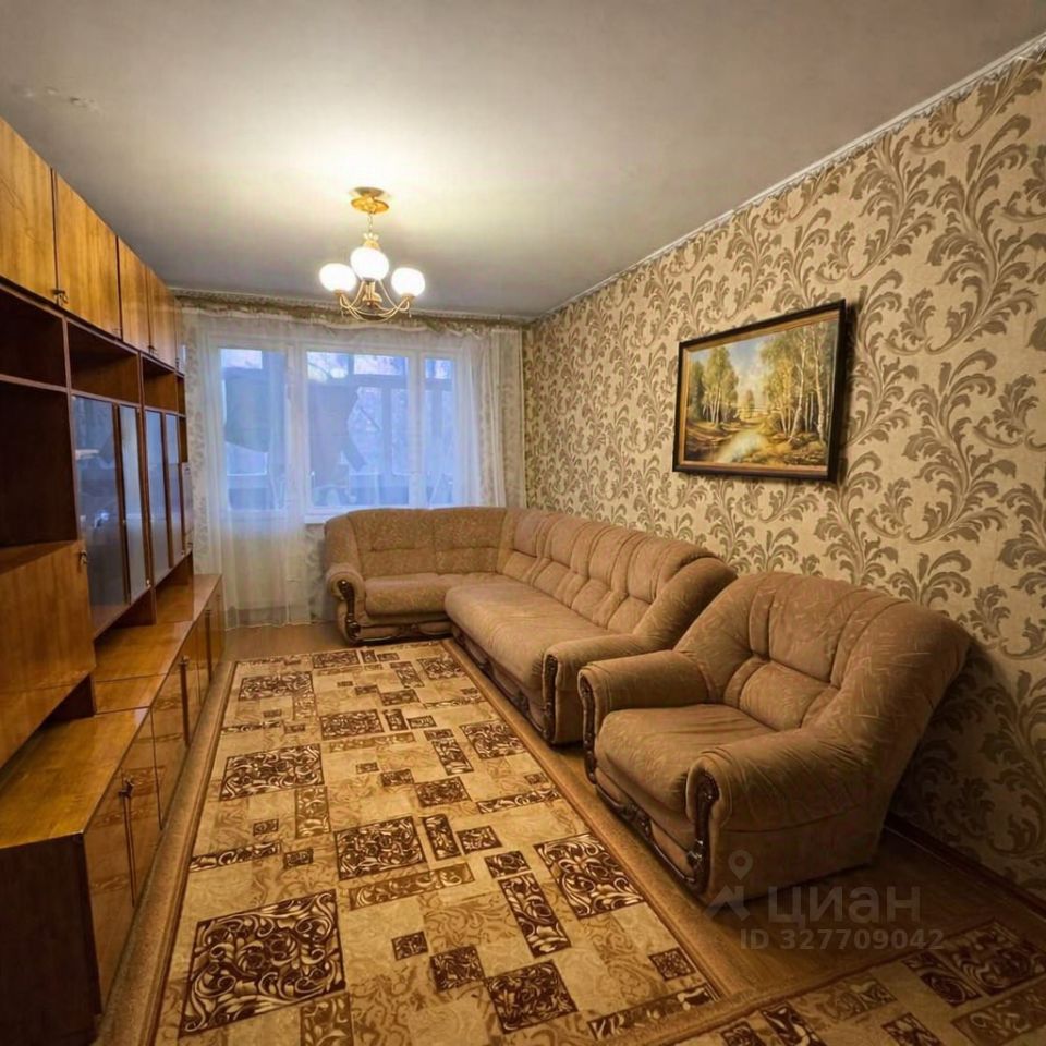 Аренда 2-комн квартиры на вторичном рынке Цемгигант мкр, улица Карла Маркса,  д. 18