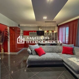 Продажа 2-комн квартиры на вторичном рынке Пушкин г, Ахматовская ул,  д. 2