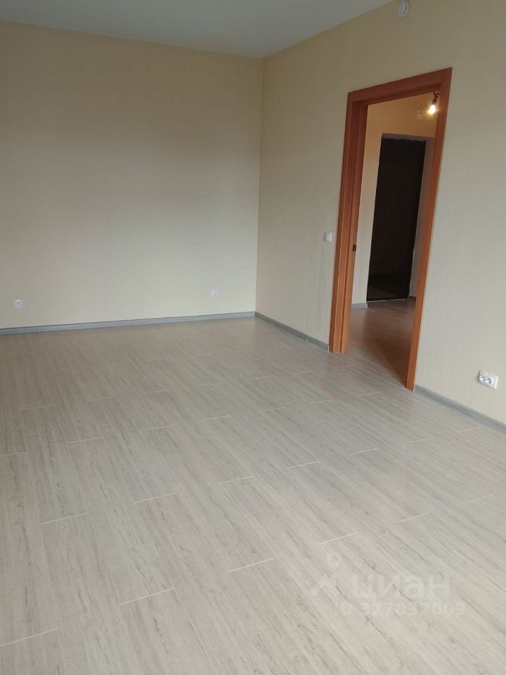 Продажа 2-комн квартиры на вторичном рынке ДЗФС мкр,  д. 15А