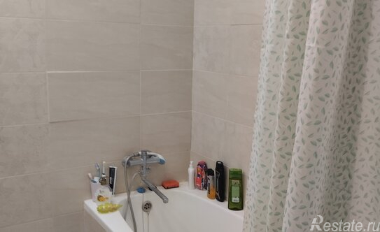 Продажа 1-комн квартиры на вторичном рынке Лобня, ул Центральная,  д. 4