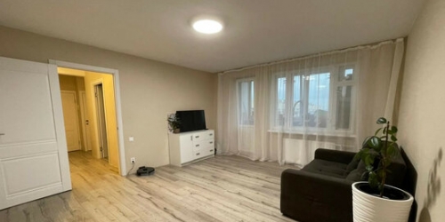 3-комн квартира Долгоозёрная улица,  д. 9