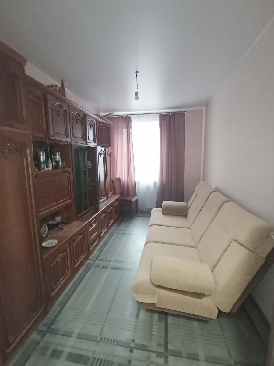 Продажа 3-комн квартиры на вторичном рынке Красное Село г., Ленина просп.,  д. 91