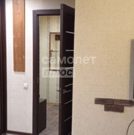 Продажа 2-комн квартиры на вторичном рынке улица Николая Химушина,  д. 1