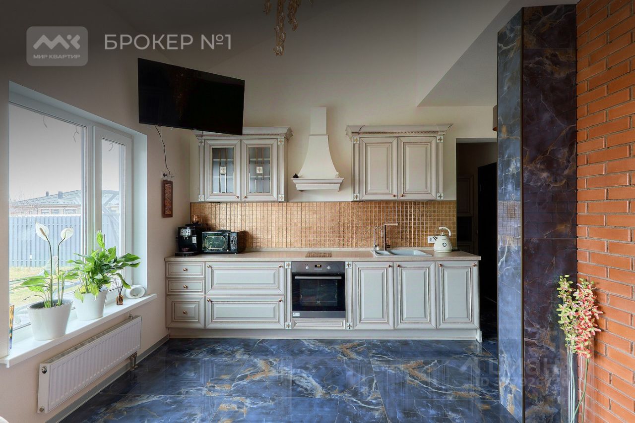 Продажа дома д. Иннолово, улица Новгородская, 25