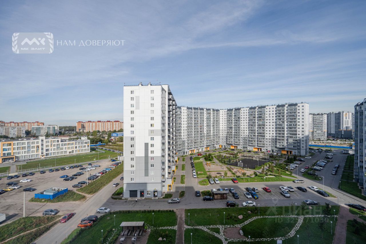 Продажа 3-комн квартиры на вторичном рынке пос. Новогорелово, улица Современников, 19/2