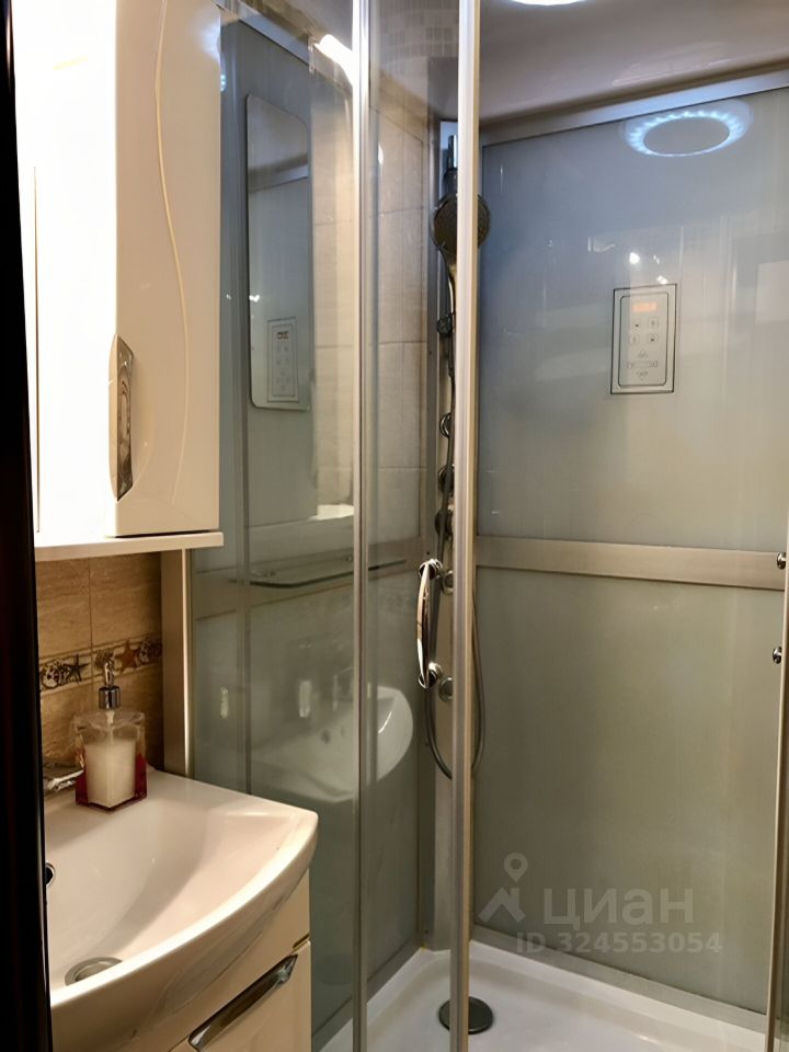 Аренда 2-комн квартиры на вторичном рынке пос. Металлострой, Полевая улица, 2/30