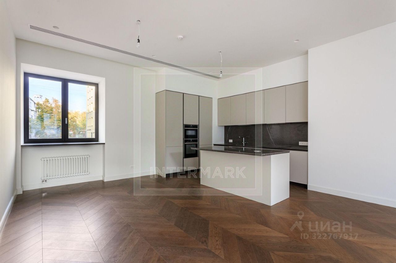 Продажа 3-комн квартиры на вторичном рынке улица Большая Полянка, 9С1