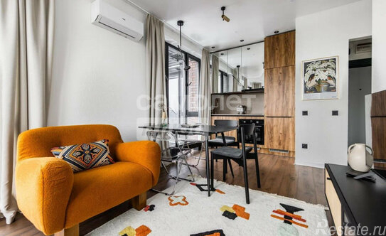 Продажа 2-комн квартиры на вторичном рынке Окружной проезд,  д. 10Б