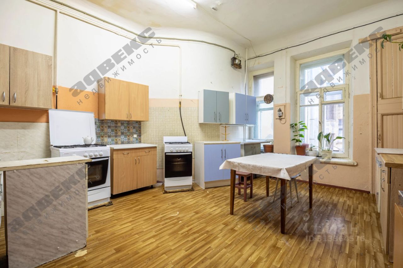 Продажа комнаты улица Большая Зеленина, 11/1