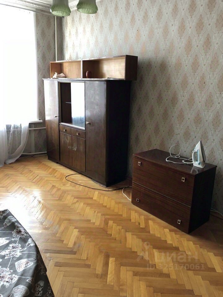 Продажа 3-комн квартиры на вторичном рынке Шарикоподшипниковская улица, 2
