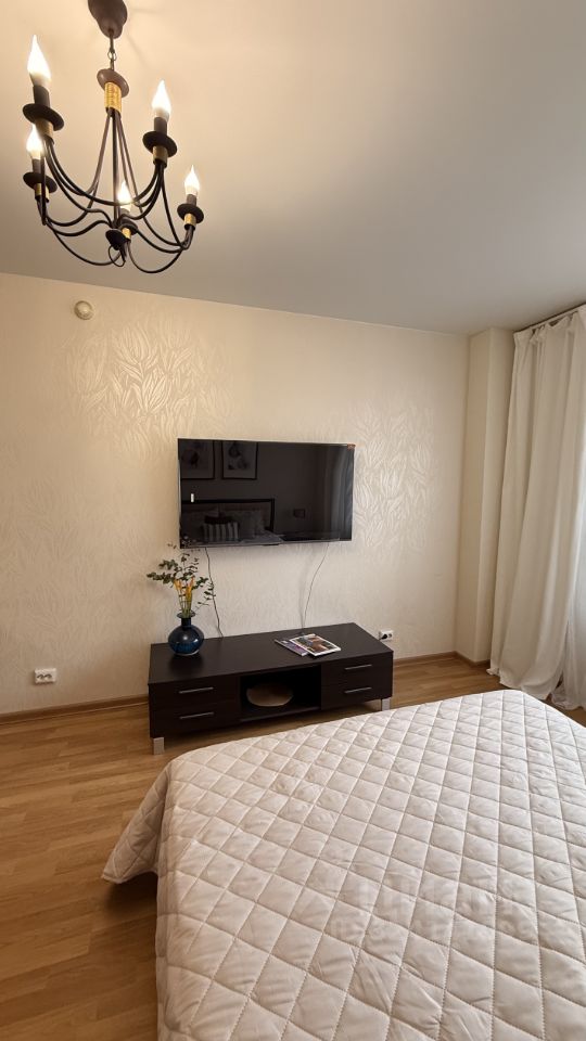 Аренда 1-комн квартиры на вторичном рынке Комендантский проспект, 53к4