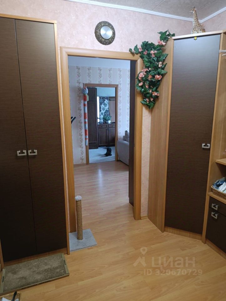 Продажа 2-комн квартиры на вторичном рынке Кронштадт, Владимирская улица, 25