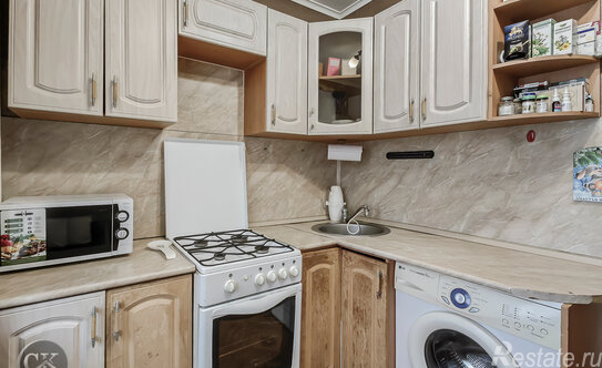 Продажа 1-комн квартиры на вторичном рынке улица Танкистов,  д. 28