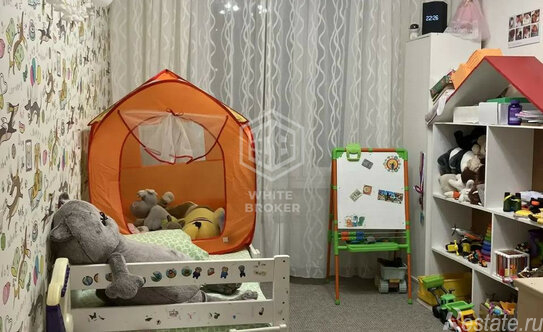 Продажа 3-комн квартиры на вторичном рынке ул Вильнюсская,  д. 3,  к. 1