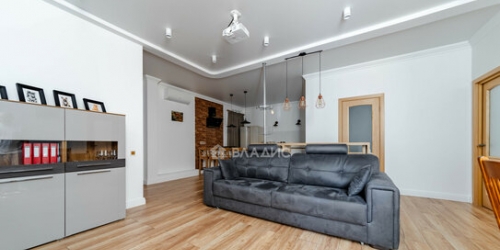 2-комн квартира Английский пр-кт,  д. 58