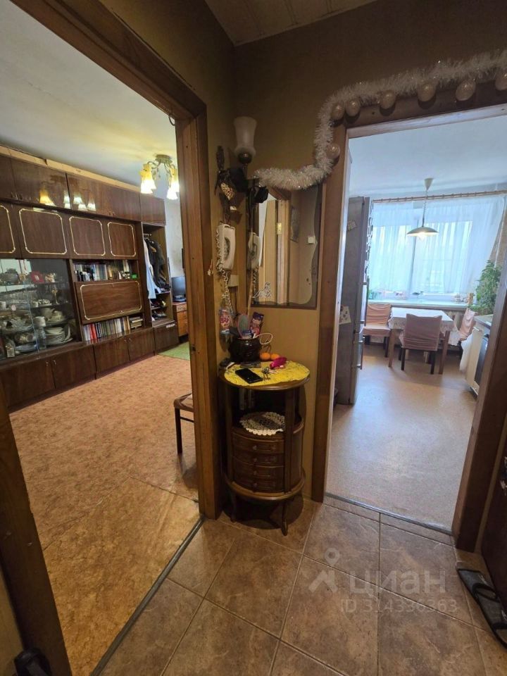 Продажа 3-комн квартиры на вторичном рынке Зеленогорск, Комсомольская улица, 6