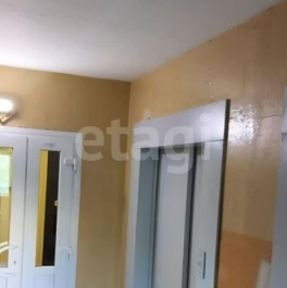 Продажа 3-комн квартиры на вторичном рынке Карпатская М. ул,  д. 13