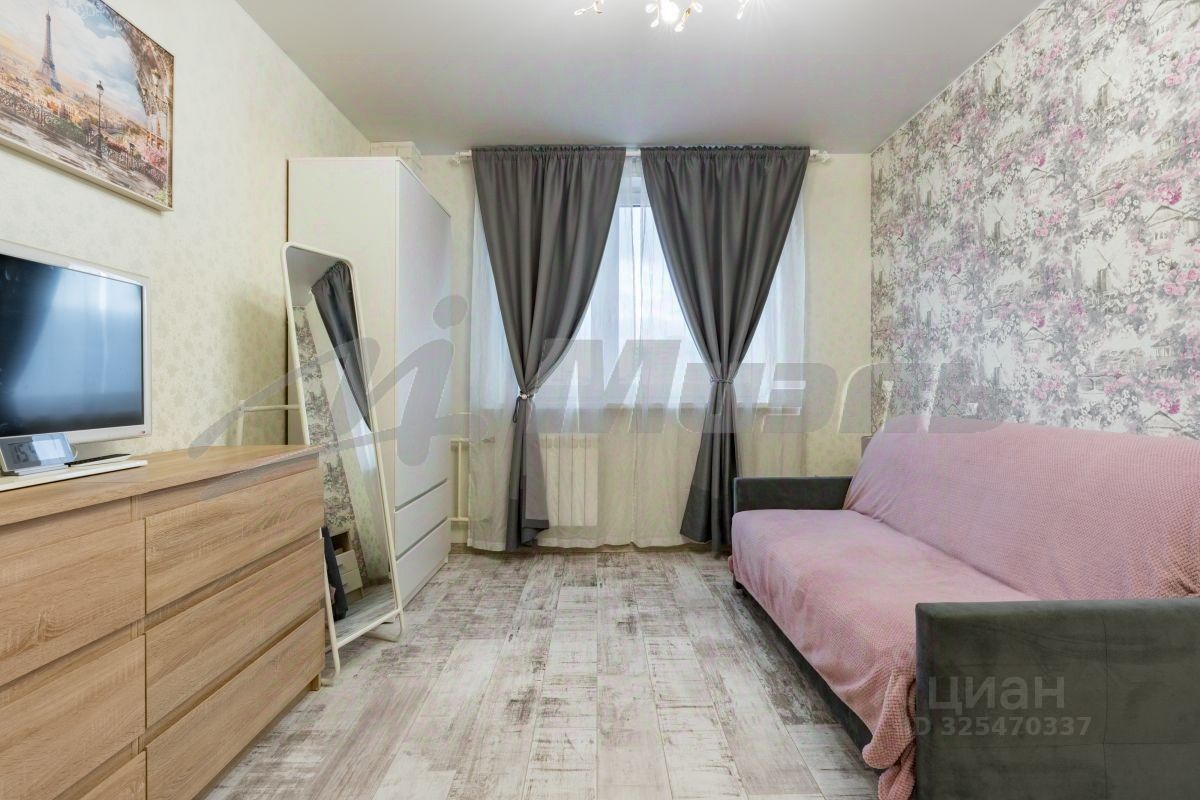 Продажа 3-комн квартиры на вторичном рынке Варшавское шоссе, 126