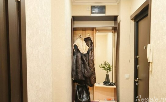 Продажа 2-комн квартиры на вторичном рынке Серпухов, ул Центральная,  д. 160,  к. 9