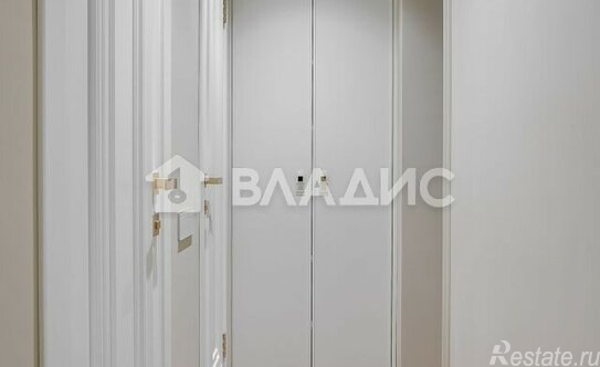 Продажа 1-комн квартиры на вторичном рынке улица Кадырова,  д. 4