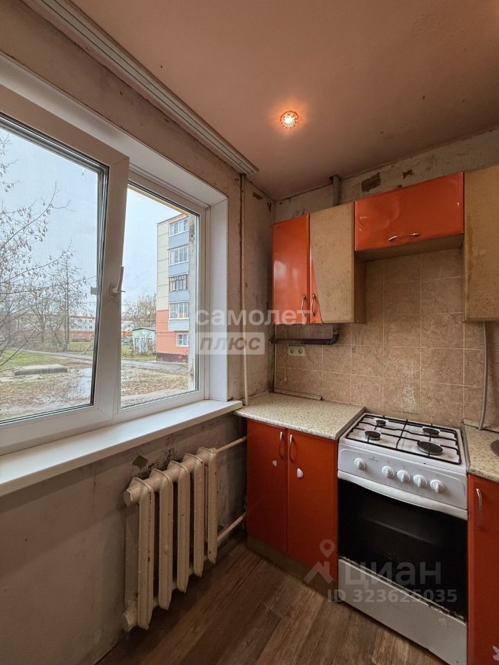 Продажа 1-комн квартиры на вторичном рынке Ликино-Дулево, улица Текстильщиков,  д. 1