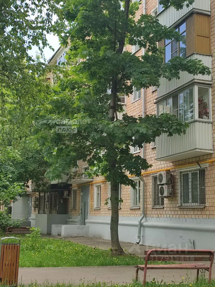 Продажа 3-комн квартиры на вторичном рынке улица Трофимова, 24К1