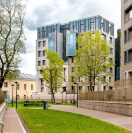 Продажа 4-комн квартиры на вторичном рынке Смольная наб,  д. 8,  к. 2