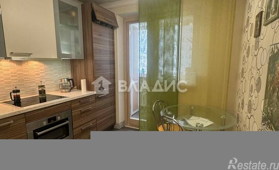 Продажа 4-комн квартиры на вторичном рынке Ленинградское ш,  д. 25 к2