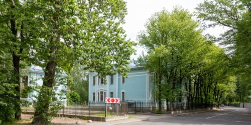 Торговое помещение Реки Малой Невки наб,  д. 35