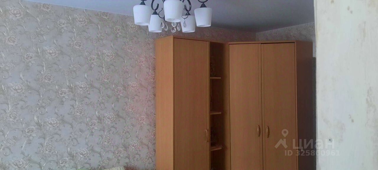 Продажа 2-комн квартиры на вторичном рынке Луховицы, улица Жуковского, 25
