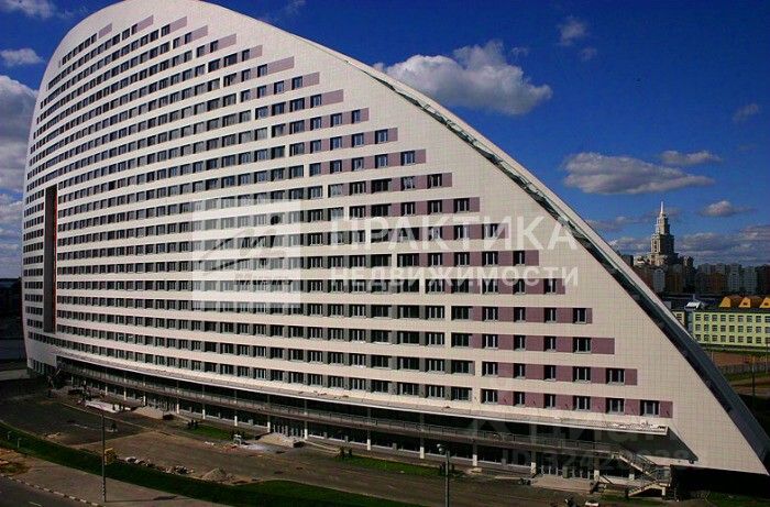 Продажа 3-комн квартиры на вторичном рынке улица Гризодубовой, 2