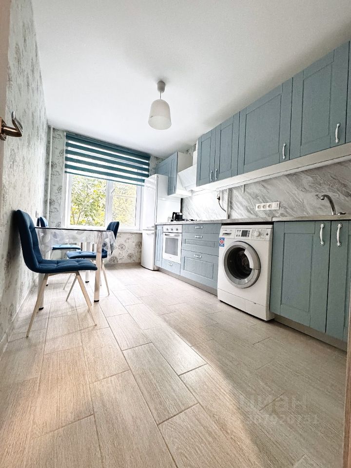 Аренда 2-комн квартиры на вторичном рынке Энергетическая улица, 11