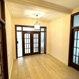 Продажа 4-комн квартиры на вторичном рынке ул Островитянова,  д. 11,  к. 1