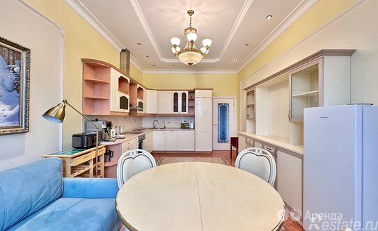 Аренда 2-комн квартиры на вторичном рынке ул Нежинская,  д. 8,  к. 2