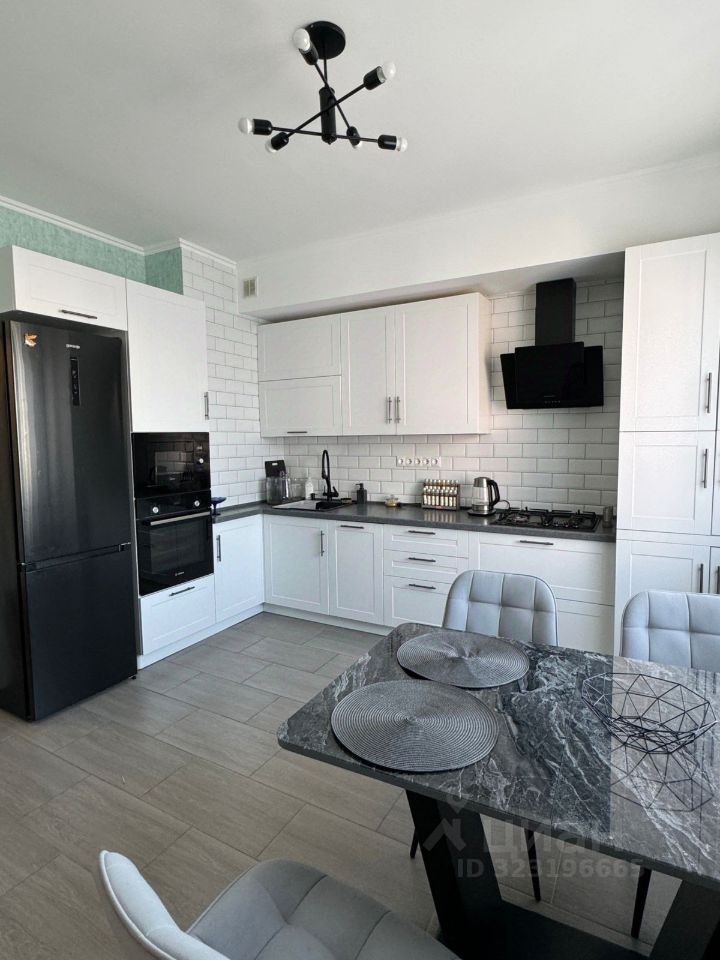 Продажа 3-комн квартиры на вторичном рынке с. Павловская Слобода, улица Садовая, 15