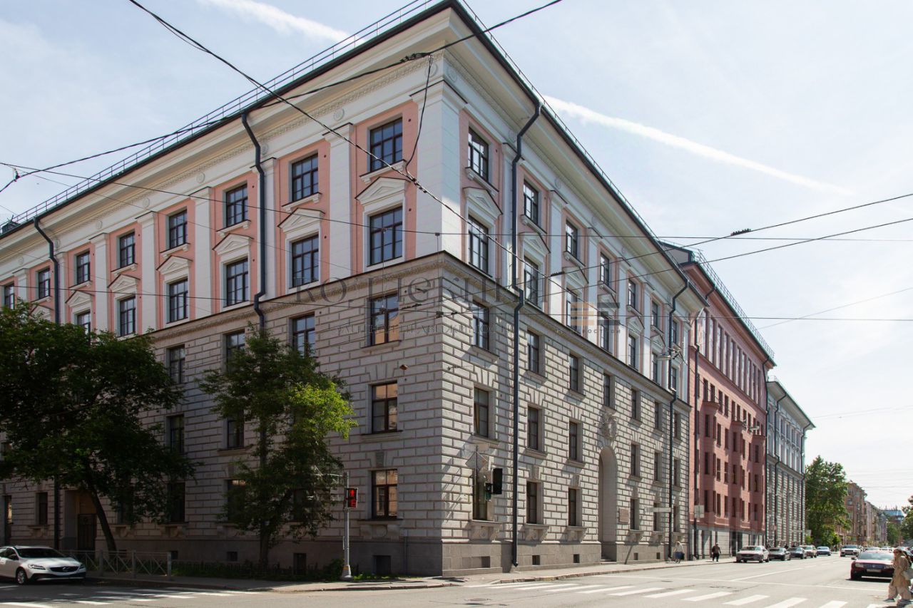 Продажа 2-комн квартиры на вторичном рынке проспект Малый Петроградской стороны, 79-81-83